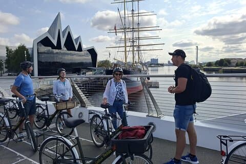 Glasgow Highlights Bike or Ebike Tour