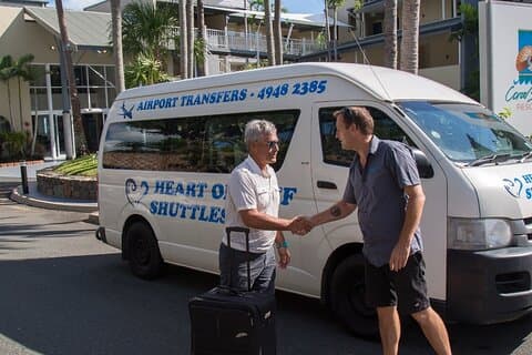 Airport Transfer to Shute Harbour / Renta Yacht / Freedom Shores