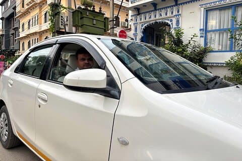 Private Transfers Agra To Jaipur with Sikri & Step Well visits