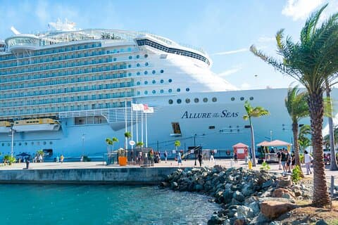 Jeju Shore Excursion for Cruise Passengers: UNESCO & Highlights