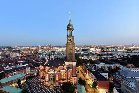 Hamburg Highlights: A Walk Through History, War & Wonder