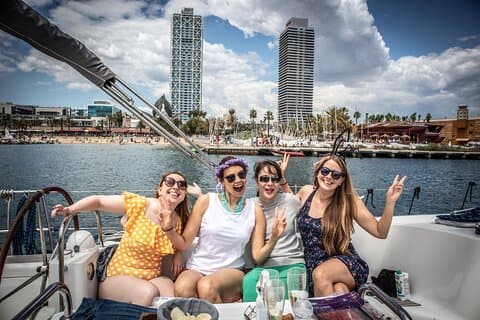 Barcelona Private Sailing Cruise with Drinks & Snacks