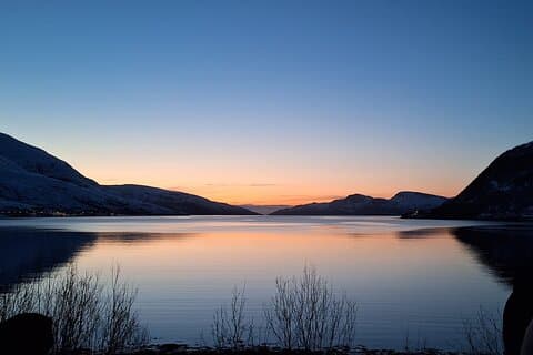 Tromsø: Scenic Fjords & Islands Roadtrip — Small Group Tour