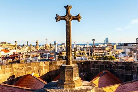 Skyline Views & Catalan Delicacies - Private tour