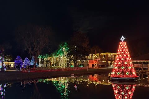 Charleston Festival of Lights with Small Group Transportation