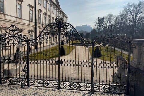 Public 4h tour to filming locations of “The Sound of Music Movie“