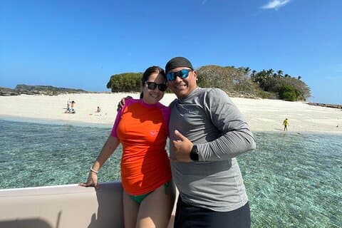 Full day in the Pearl Archipelago