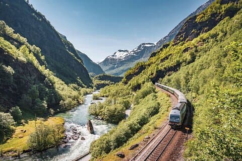 Bergen: Legendary Flam Railway & UNESCO Fjord Cruise
