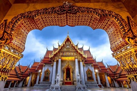 Private tour to Golden Buddha, Reclining Buddha and Marble Temple