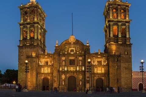 City Tour Por Puebla Catedral and Biblioteca y Capilla Dorada