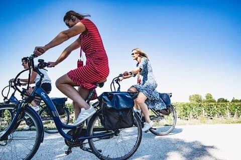 Saint-Emilion Electric Bike Day Tour with Wine Tastings & Lunch