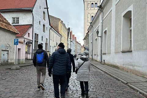 A Walking Tour Around the World — From Tallinn