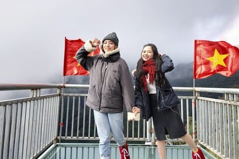Sapa Glass Bridge and Silver Waterfall Half Day Tour