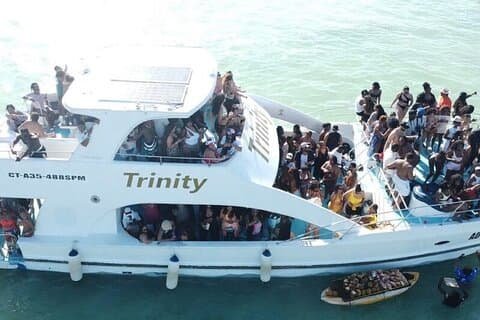 Punta cana Hip Hop Party Boat Live DJ unlimited drinks &sand-bar