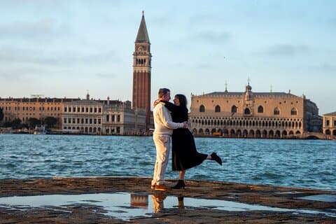 Cinematic Photoshoot in Venice: Capture Venice Hidden Gems