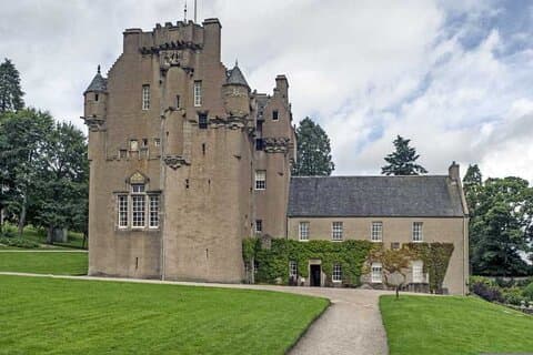 Aberdeen Half Day: Crathes Castle & Highland Boundary Geology