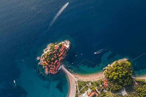 Tirana: Day Tour to Montenegro, Budva and Sveti Stefan