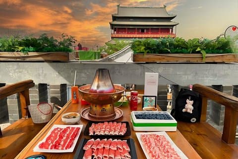 Beijing Night Tour: Old Hutongs & Food Discovery