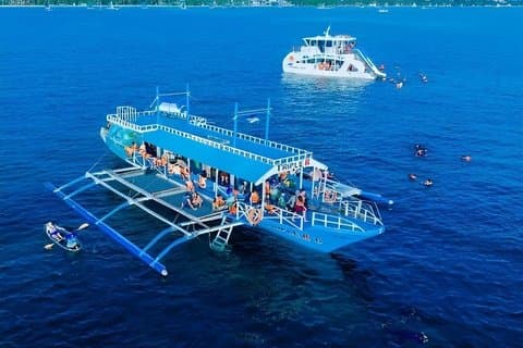 Boracay Party Boat or Yacht with Water Activities and Snack/Drink
