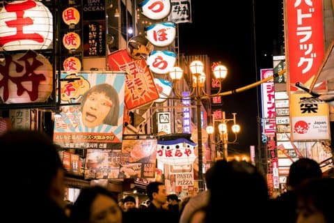 Osaka Food Tour: 15 dishes at 4 Local Eateries