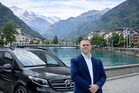 Day Trip from Interlaken to Brienz Aareschlucht and Meiringen