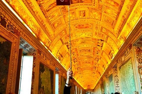 Exclusive First Access Vatican Tour with Skip the Line Basilica