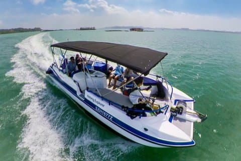 Disappearing Kelongs: Singapore Boat Tour Around Pulau Ubin