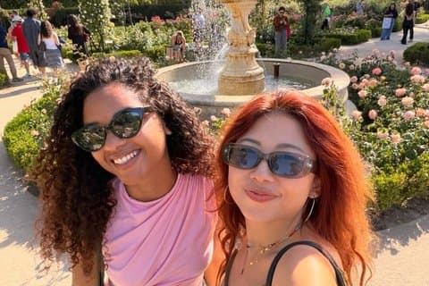 Madrid: Retiro park Secrets, Legends & Palaces Small Group Tour
