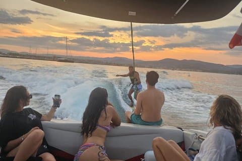 Private Wakesurf, Wakeboard & Boat Experience – Saint-Tropez