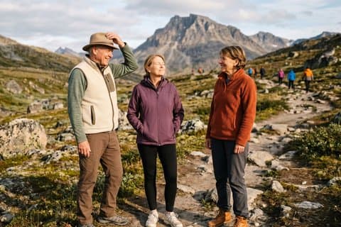 Private Historic Quassussuaq Hiking Tour in Nuuk
