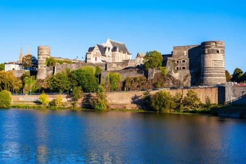 Hello Angers: Private 2 Hour Intro City Walk with Local Guide