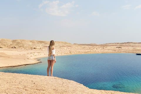 Sharm El-Sheikh: Ras Mohammed Park, Magic Lake & Snorkeling Tour
