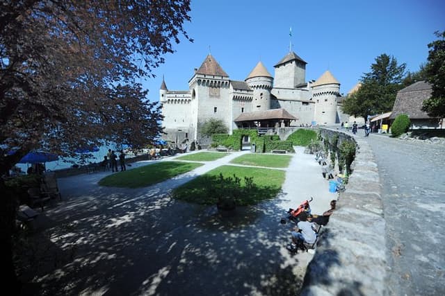Chillon Castle Entrance Ticket in Montreux