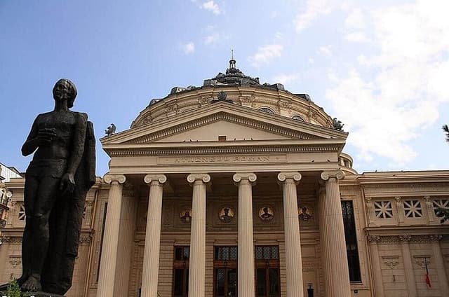 Bucharest 4 Hours Private Tour