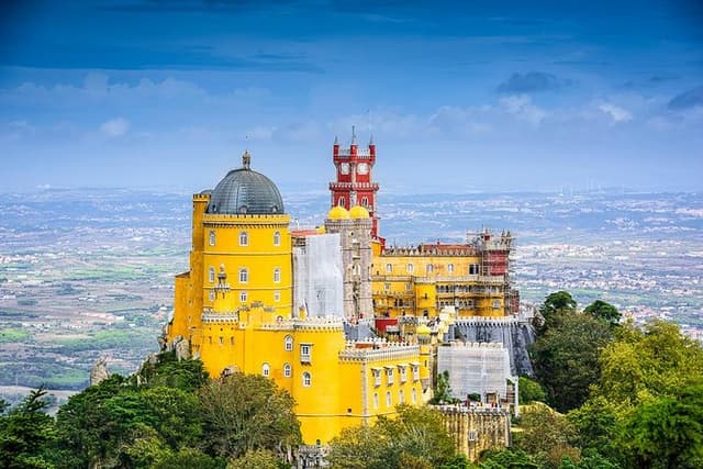 Sintra, Pena Palace, Cabo da Roca, Cascais Day Trip from Lisbon