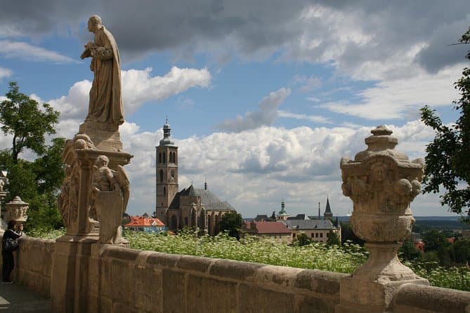 Sedlec Ossuary: Bone Church Guide