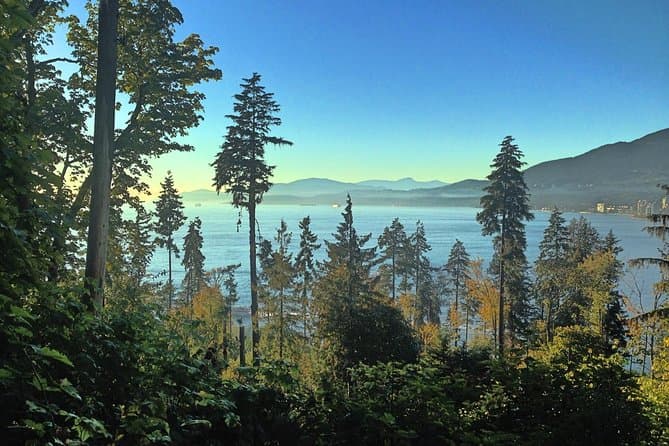 Best Stanley Park Tours: Vancouver's Top Nature Experience