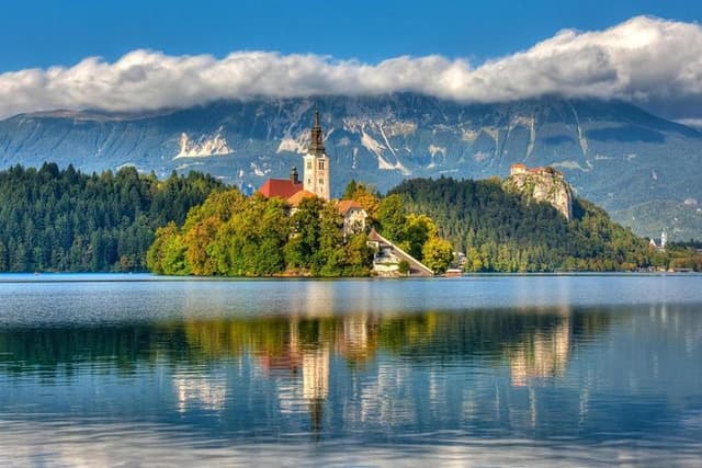 From Zagreb: Ljubljana & Bled Private Guided Tour