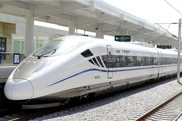 Private Train Station Transfer: Tianshui Railway Station to Tianshui Hotels