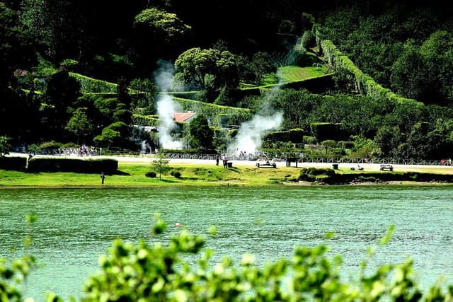 Private Full-Day 4x4 Tour to Furnas Volcano