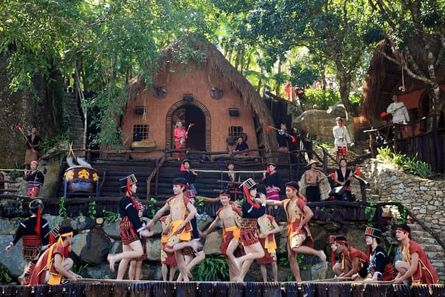 One Day Tour: Binlang Gu Ethnic Village With Meal