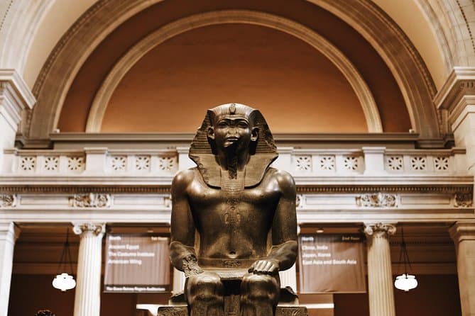 Expert-Led Art Adventures: The Met Tour NYC