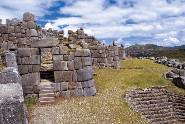 Full day tour of Sacsayhuaman,Q’enQo, Puka Pukara, and Sacred Valley Tour