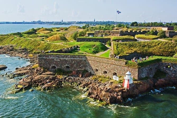 Best Helsinki & Suomenlinna Sightseeing Tour Experience