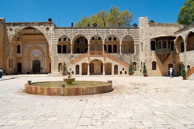 PRIVATE Half-Day Tour to Beiteddine Palace & Deir elQamar