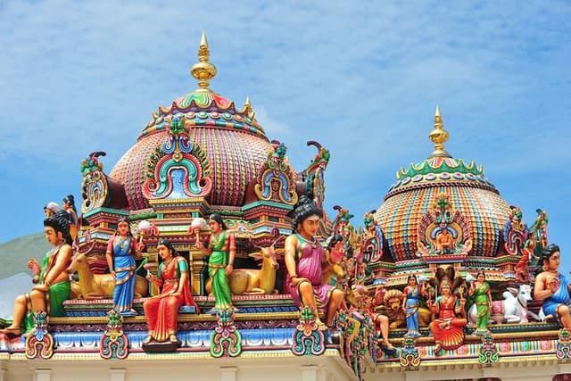 Chennai City Highlights – Government Museum & Temple Discovery