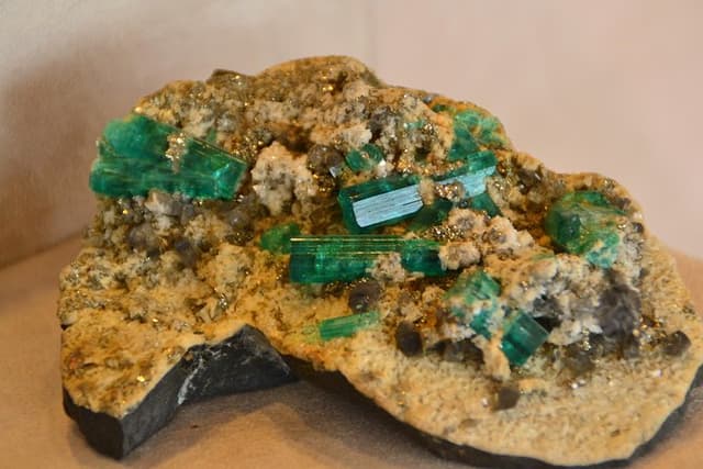 Private Emerald Tour in Bogota