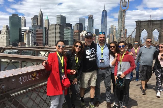 Guided Bike Tour of Lower Manhattan and Brooklyn Bridge