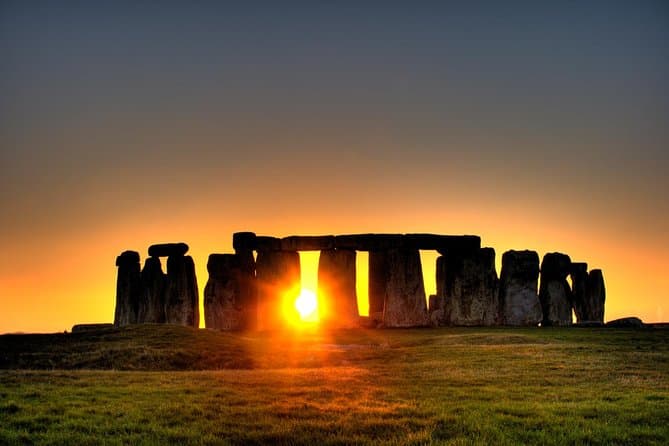 Stonehenge & Avebury Private Day Tour