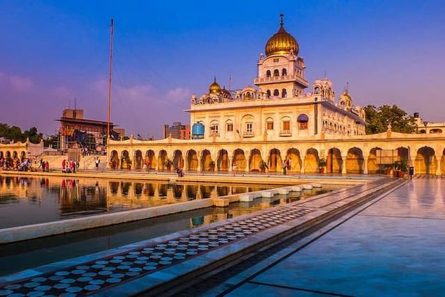 Private Tour of Temples and Spiritual Sites of Old Delhi